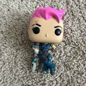 Overwatch Zarya Funko pop out of box